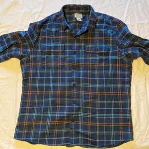 LL Bean flannel shirt slightly fitted - L